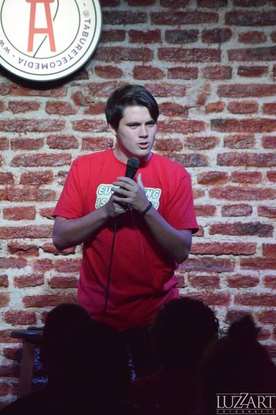 Facu Tronce en Taburete Club de Comedia